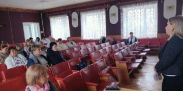 У Збаражі хочуть звільнити відразу 30 медичних працівників