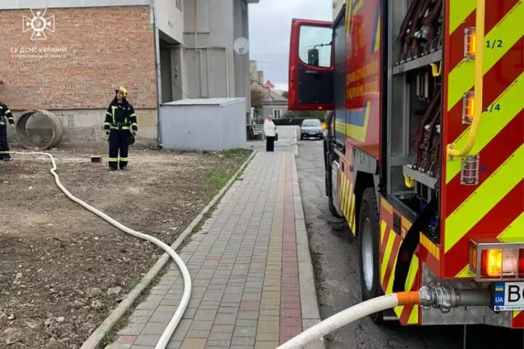 На Східному масиві у Тернополі горіла квартира