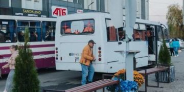 У місті на Тернопільщині встановили зapяднi стaнцiї для гaджeтiв