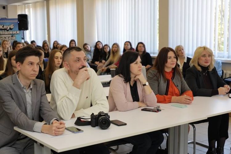 Науково-популярний лекторій в ТНПУ: молодь рухає науку вперед