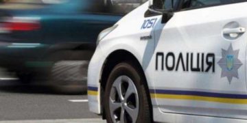 Тернопільські патрульні надали допомогу водієві, в якого трапився напад епілепсії 