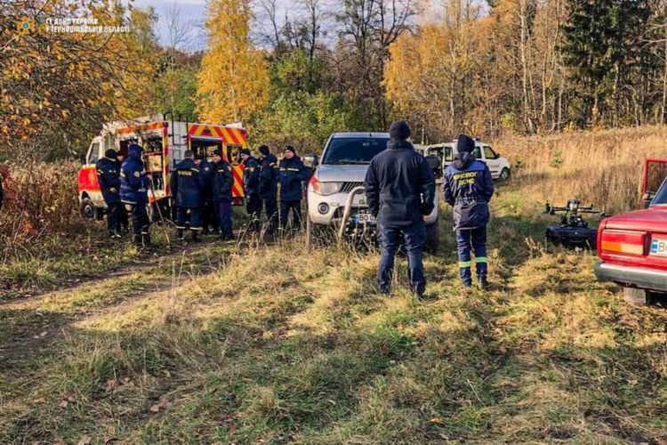 У лісі на Тернопільщині знайшли 68-річного чоловіка без ознак життя