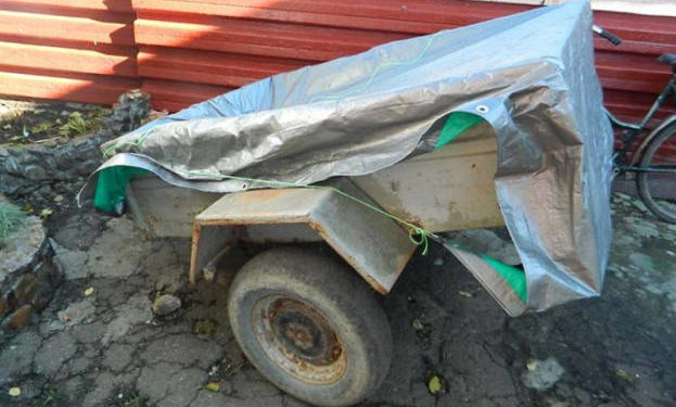 В громаді на Тернопільщині жінка переконала сусіда викрасти причеп до автівки у свого співмешканця