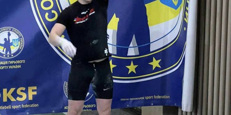 Тернопільський спортсмен виборов першість на Чeмпiонaтi свiту з гирьового спорту