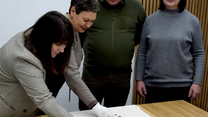 СБУ передало до тернопільського музею скіфські реліквії, яким майже 3 тисячі років