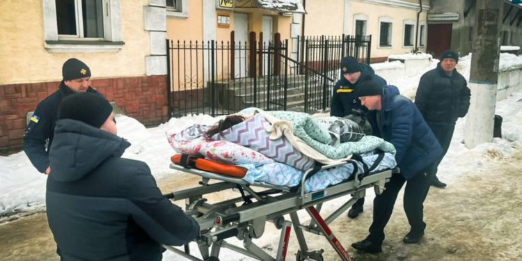 Евакуаційний потяг привіз до Тернополя хворих з прифронтових лікарень