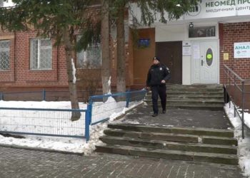 Тернополянин побив свою сусідку та відібрав у неї гамнець