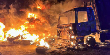 На одному з приватних підприємств Великогаївської громади виникла масштабна пожежа