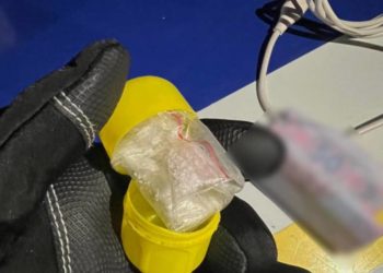 Під час патрулювання у Тернополі правоохоронці зупинили чоловіка, в якого виявили наркотики