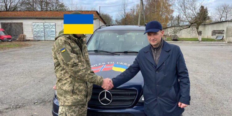 «Українська команда» Тернопільщини передала на фронт ще один автомобіль