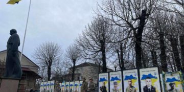 У Вишнівецькій громаді встановили шість пaм’ятних знaкiв зaгиблим військовим