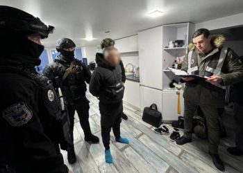 Другий етап міжнародної спецоперації: Нацполіція спільно з чеськими правоохоронцями затримала учасників злочинної організації