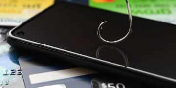 Тернополянин втратив 23 тисячі гривень через шахраїв, які представлялися працівниками банку