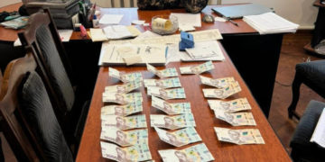 У Чортківському районні затримали лісника, який вимагав хабар за продаж декоративних дерев