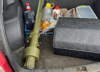 Патрульні виявили тубус від зенітно-ракетного комплексу, під час огляду автівки в Підволочиській громаді