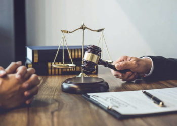 У Кременецькому районі оштрафували матір школяра, який знущався з однокласника