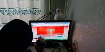 У Кременецькому районні судили чоловіка, який поширював комуністичну символіку