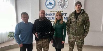 Факультет іноземних мов ТНПУ допоміг у реалізації необхідного на фронті – спільними зусиллями до омріяної Перемоги