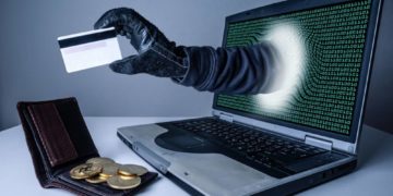 Двоє жительок Тернополя потрапили у пастку шахраїв та втратили майже 200 тисяч гривень