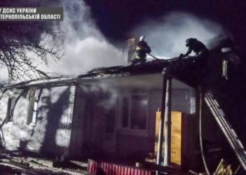 В Колиндянській громаді пожежа повністю знищила покрівлю житлового будинку
