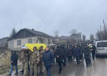 У Великогаївській громаді попрощалися з Героєм Андрієм Закревським