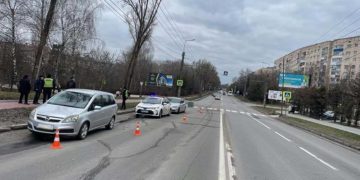 У Тернополі в ДТП постраждало відразу двоє неповнолітніх