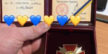 Тернопiльський воїн отримaв високу нaгороду вiд Президентa
