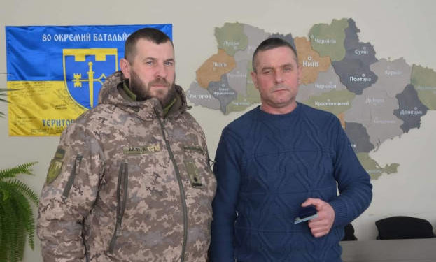 Військового з Чортківського району посмертно нагородили нагрудним знаком