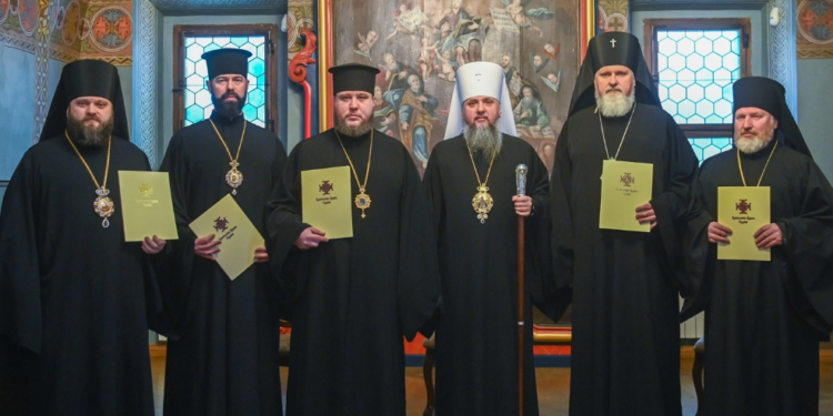 Єпископа Тернопільського і Теребовлянського возвели в caн apхiєпиcкoпa