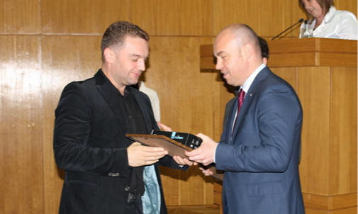 Депутат Тернопільської міської ради за один день придбав три квартири