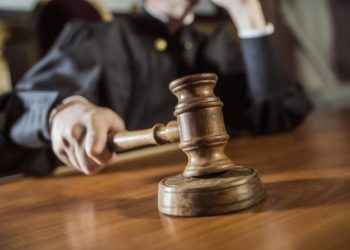 Суд над міським головою: на Тернопільщині очільника міста звинувачують у службовій недбалості