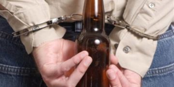 Чоловіка з Тернопільської області можуть ув’язнити на 10 років за крадіжку двох пляшок алкоголю