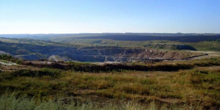 Суд заборонив підприємцю видобувати корисні копалини на Чортківщині, щоб не зашкодити екології