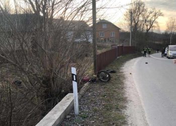 У ДТП на Тернопільщині загинув 19-річний мотоцикліст