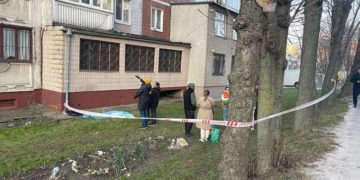 51-річна тернополянка загинула, випавши з вікна багатоповерхівки