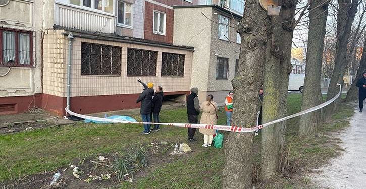 51-річна тернополянка загинула, випавши з вікна багатоповерхівки