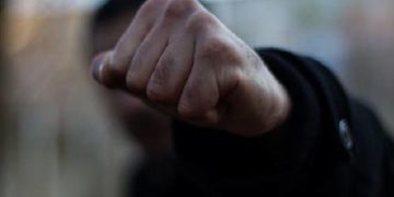 В Тернопільському районі чоловік намагався підкупити поліцейських, щоб уникнути відповідальності за домашнє насильство