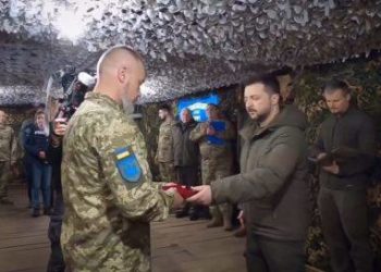 Президент України особисто вручив орден Богдана Хмельницького захиснику з Тернопільщини