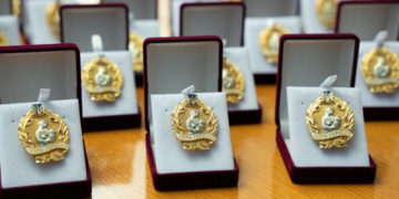 Відразу 70 жінок з Тернопільщини отримали почесне звання “Мати-героїня”