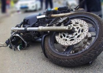 17-річний мотоцикліст постраждав в ДТП у Тернополі: юнака госпіталізували до лікарні