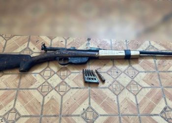 В Чортківському районі затримали двох чоловіків з незаконною зброєю та боєприпасами