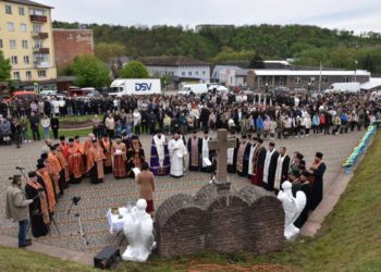 У Бучачі урочисто відкрив Алею Слави, щоб вшанувати 25 полеглих Героїв