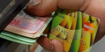 33-річна жінка вкрала 14 тисяч гривень з банківського рахунку молодої тернополянки