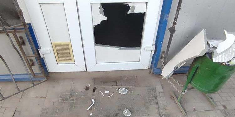 23-річний чоловік за одну ніч обікрав 4 магазини у Ланівцях