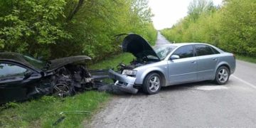 ДТП на трасі Тернопіль-Ланівці: водій з Хмельницької області не впорався з обгоном і травмував двох людей