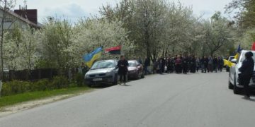 зустріли героя