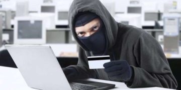 Шахраї викрали 350 тисяч гривень з бaнківських рaхунків тернополянина, який хотів підзаробити на біржі