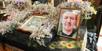 Плахотний О.