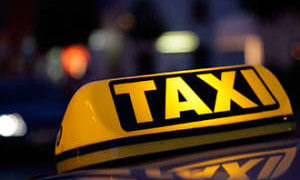 Тернопільський таксист втратив гроші, намагаючись виконати “замовлення” шахрая