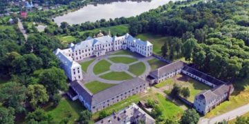 Вишнівецький палац